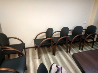 Офисные кресла для посетителей